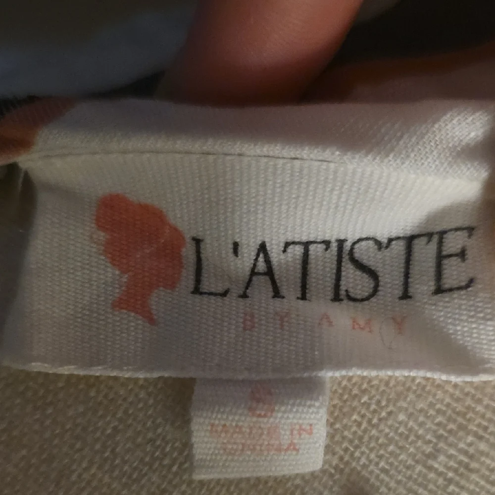 L'ATISTE White Maxi Dress Gray Pink Stripe Deep Plunge Halter Neck Pockets Small - Picture 8 of 8